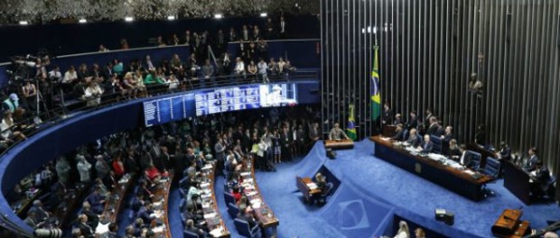 Tổng thống Brazil bị bãi chức