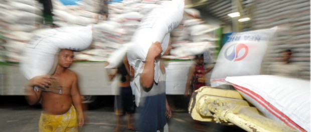 Philippines-VN: ‘Cáo buộc đẩy giá gạo’