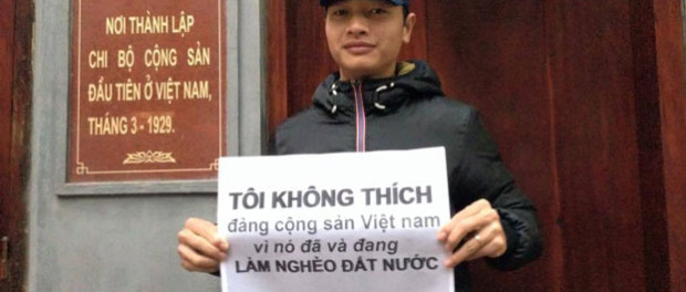 Hãy thôi trông mong vào Đại hội Đảng XII