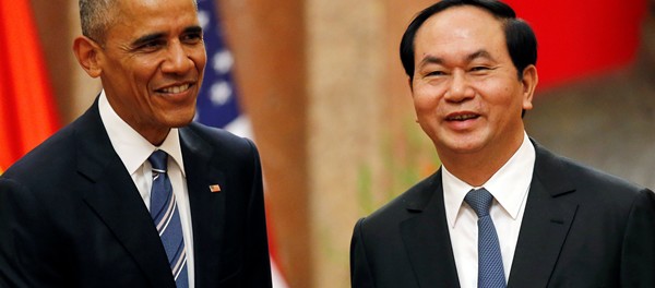 Mỹ dỡ bỏ hoàn toàn lệnh cấm vận vũ khí đối với Việt Nam