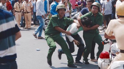 Nhân quyền VN ‘đặt Obama vào thế khó’