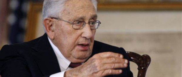 Sự kết thúc của bóng ma “ông ngoại” Kissinger?